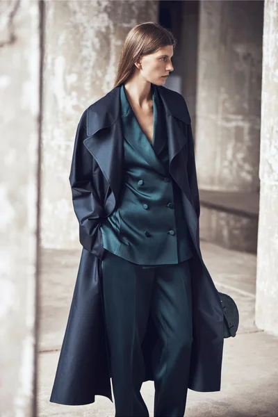 Look 14